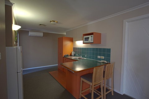 Hobart Waterfront Apartments - Taree Accommodation 19