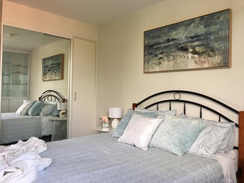 Hobart Inner City Apartment - Taree Accommodation 6