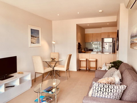 Hobart Inner City Apartment - Taree Accommodation 1