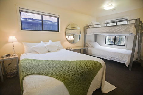 Tyenna River Cottages - Taree Accommodation 12