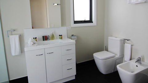 SEA EAGLE COTTAGE Amazing Views Of Bay Of Fires - Taree Accommodation 28