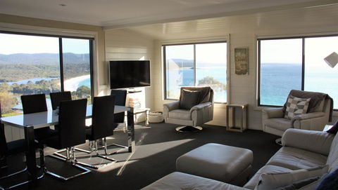 SEA EAGLE COTTAGE Amazing Views Of Bay Of Fires - Taree Accommodation 21