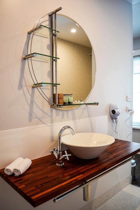 Heathfield Apartments - Taree Accommodation 9