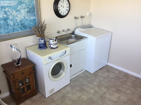 Garden By The Beach - Gateway To The East Coast, Close To Airport - Taree Accommodation 18
