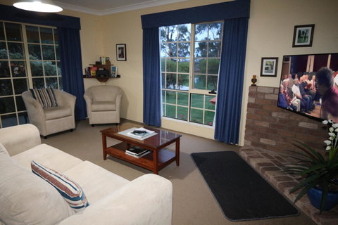 Swansea Cottages & Lodge Suites - Taree Accommodation 29