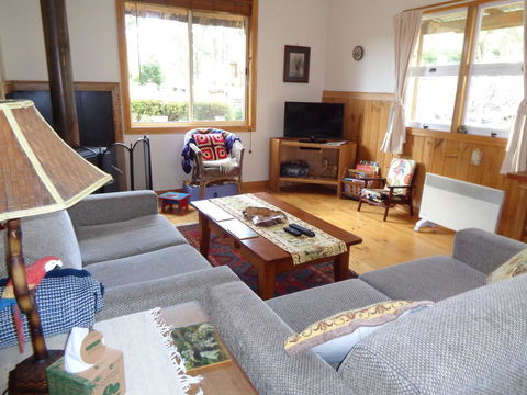 Post House Cottage - Taree Accommodation 6