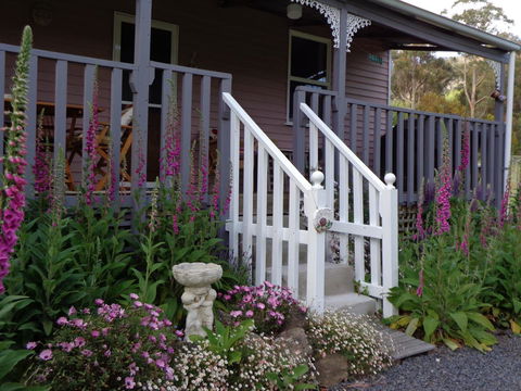 Post House Cottage - Taree Accommodation 2