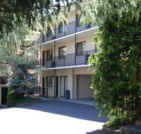 Grosvenor Court Apartments - Taree Accommodation