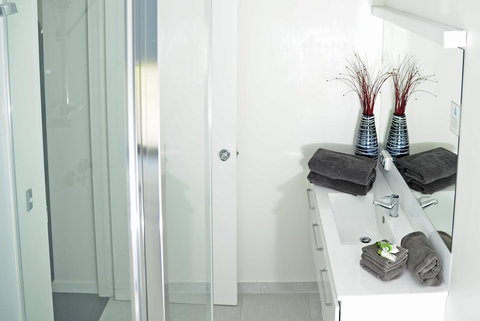 Tamar River Villas - Taree Accommodation 32