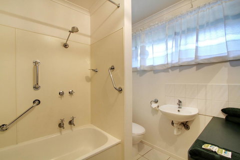 Tamar River Villas - Taree Accommodation 1