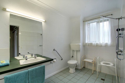 Tamar River Villas - Taree Accommodation 8