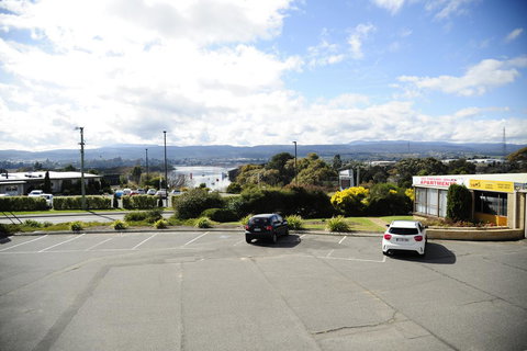 Tamar River Villas - Taree Accommodation 21