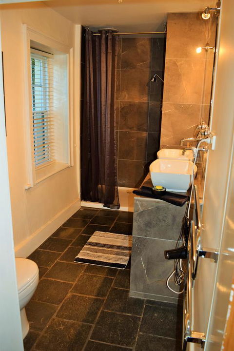 Cleburne Homestead - Taree Accommodation 25