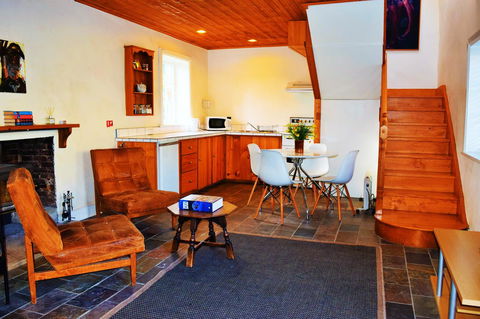 Cleburne Homestead - Taree Accommodation 31