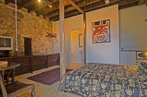 Cleburne Homestead - Taree Accommodation 23
