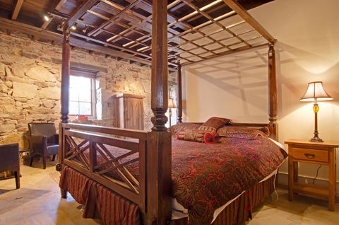 Cleburne Homestead - Taree Accommodation 19