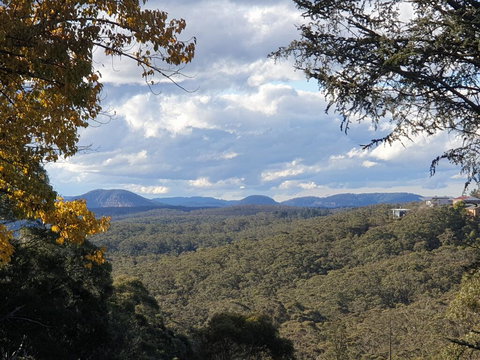 NEW Winston Cottage Leura Views & Location - Taree Accommodation 2