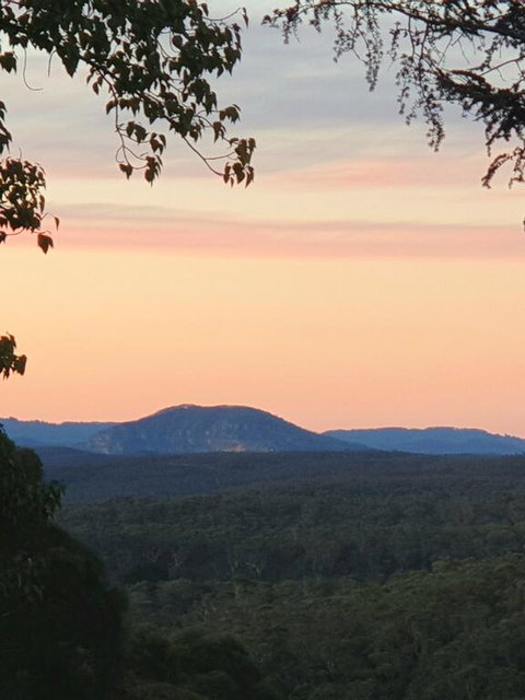 NEW Winston Cottage Leura Views & Location - Taree Accommodation 3