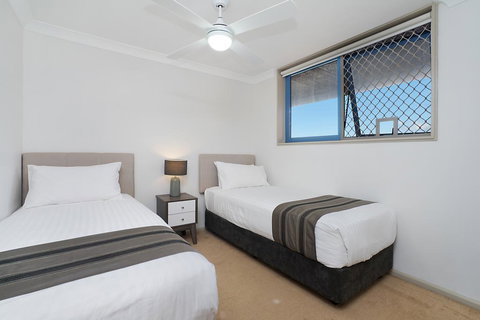 Newcastle Short Stay Apartments - Sandbar Newcastle Beach - Taree Accommodation 2