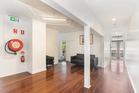 Newmarket Hotel - Taree Accommodation 3
