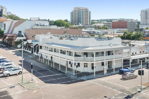 Newmarket Hotel - Taree Accommodation 0