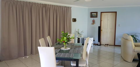 Ninderry Rise Retreat - Taree Accommodation 2