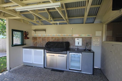 NORTH HEAVEN STATION 28 Alma St, North Haven - Taree Accommodation 1