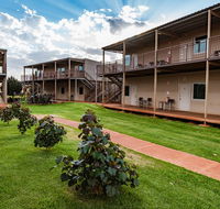 Oasis Newman - Taree Accommodation