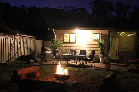 Ocean Beach Cottage - Taree Accommodation 1