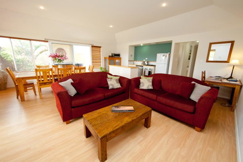 Ocean Mist Villa - Taree Accommodation 2