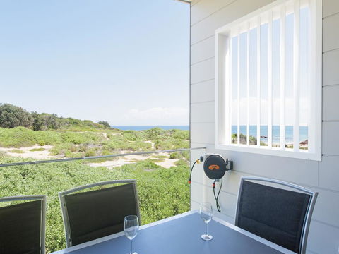 Ocean Views - Taree Accommodation 1