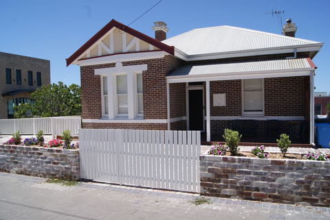 Old Sergeants Quarters - Taree Accommodation 0
