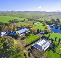 Orchards at Spring Vale Farm - Taree Accommodation