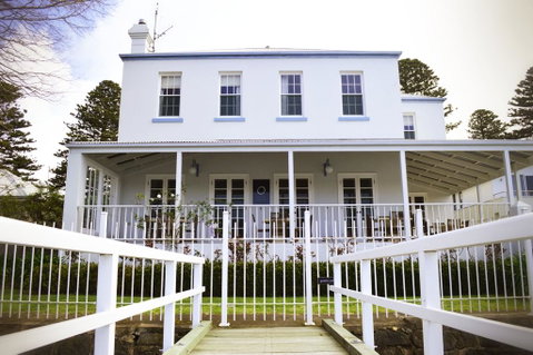 Oscars Waterfront Boutique Hotel - Taree Accommodation 0