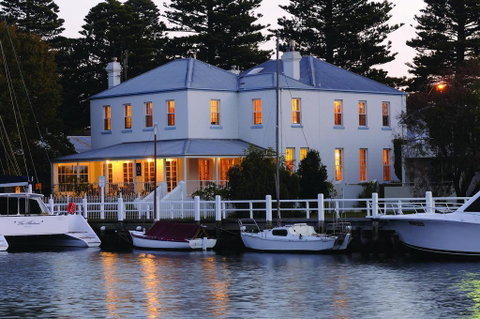 Oscars Waterfront Boutique Hotel - Taree Accommodation 3