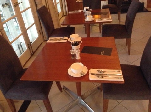 Oscars Waterfront Boutique Hotel - Taree Accommodation 1