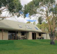 Otago Cottage - Taree Accommodation
