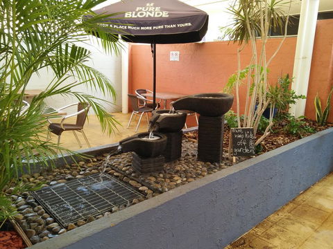 Overlander Hotel - Taree Accommodation 1