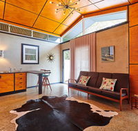 Palm Springs Suite - Taree Accommodation