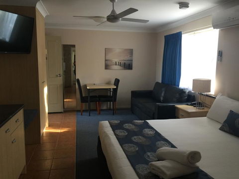Park Beach Resort Motel - Taree Accommodation 1