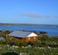 Pelican Lagoon Cabin - Taree Accommodation