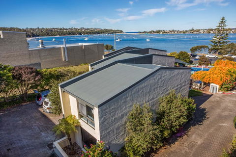 Penguin Mews 3 In Merimbula - Taree Accommodation 0