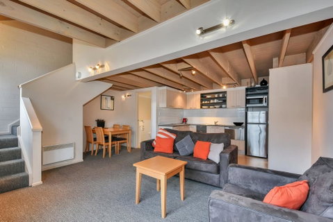 Pinot - Taree Accommodation 0