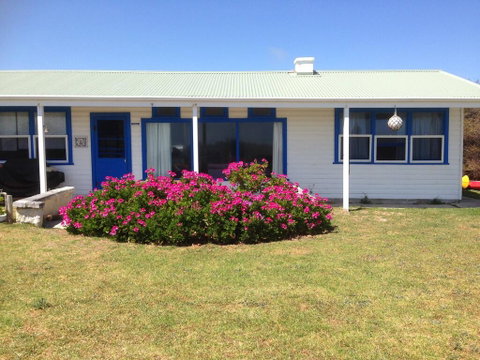 Polperro, A Quintessential Seaside Experience - Taree Accommodation 0