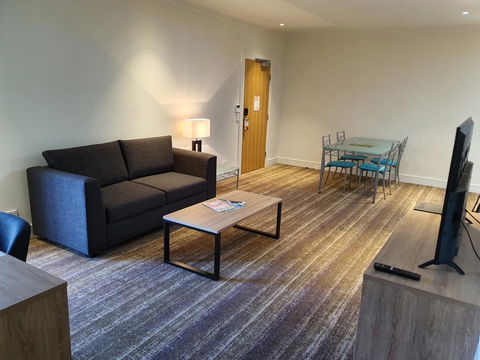 Porter's Plainland Hotel - Taree Accommodation 2