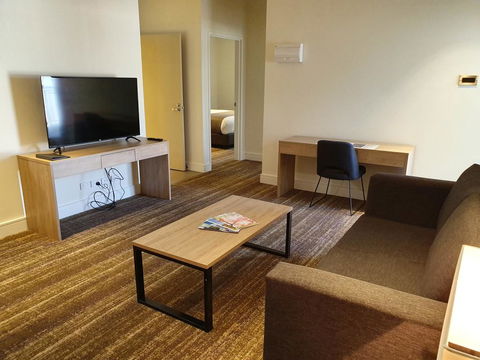 Porter's Plainland Hotel - Taree Accommodation 1