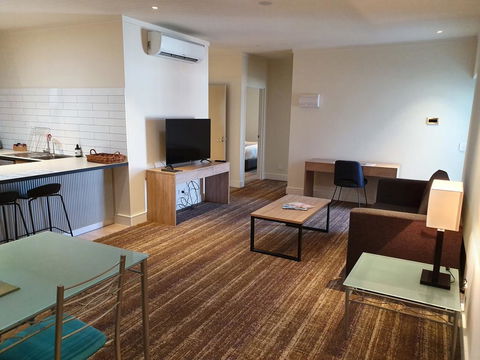 Porter's Plainland Hotel - Taree Accommodation 3