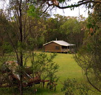 Possum's Hollow and Hooter's Hut - Taree Accommodation