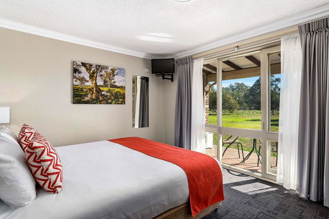 Quality Inn Carriage House - Taree Accommodation 1