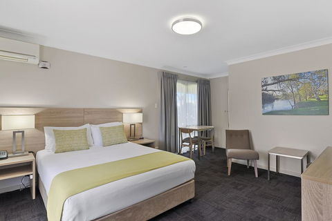 Quality Inn Carriage House - Taree Accommodation 0